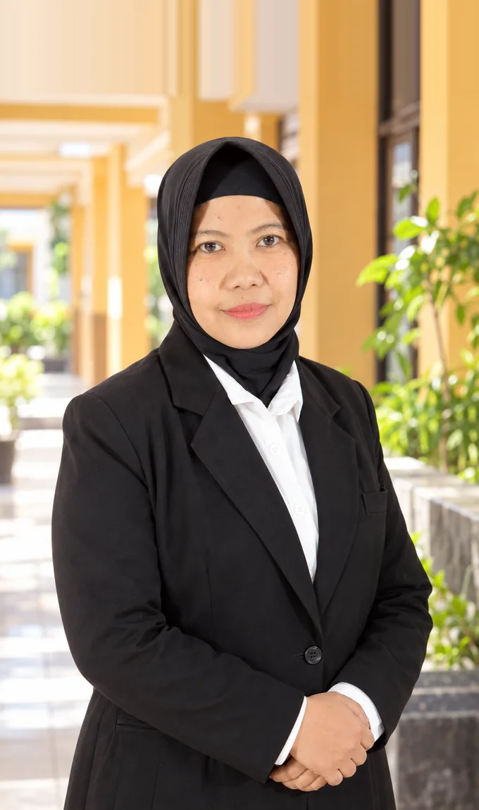 Foto resmi Indah Sukartiari, S.Pd, M.M.Pd - Guru Bahasa Indonesia