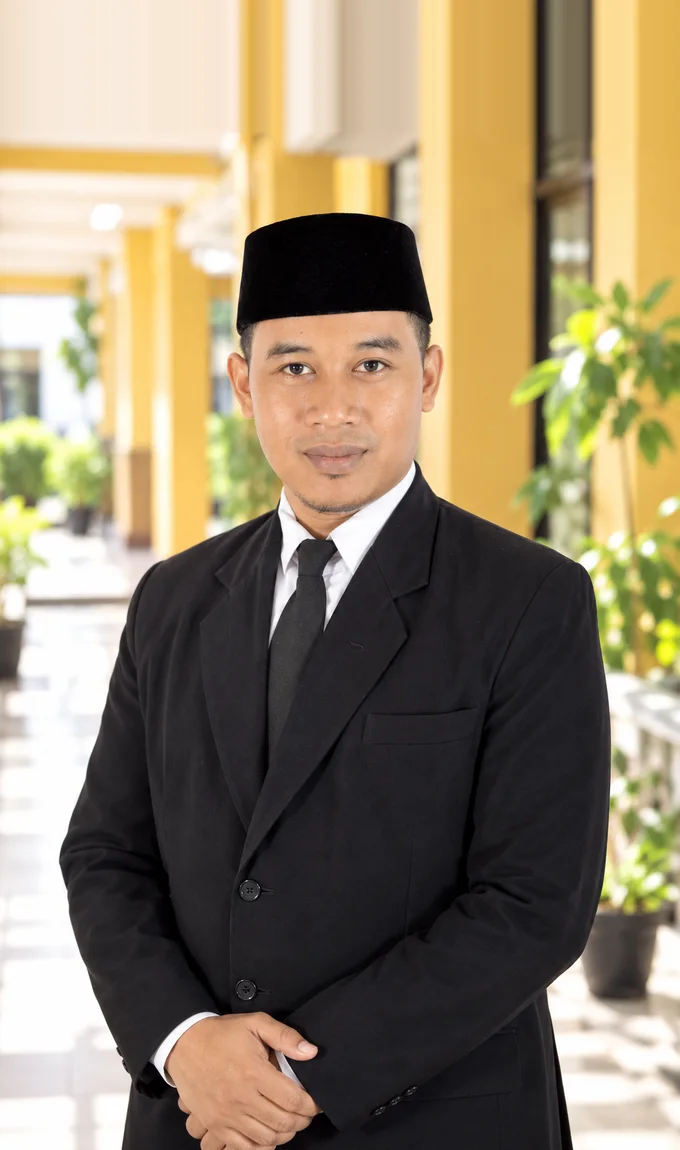 Foto resmi M. Imam Chaqqiqi, S.Hum - Guru Bahasa & Humaniora