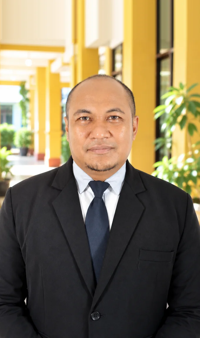 Nanda Marinal, ST.